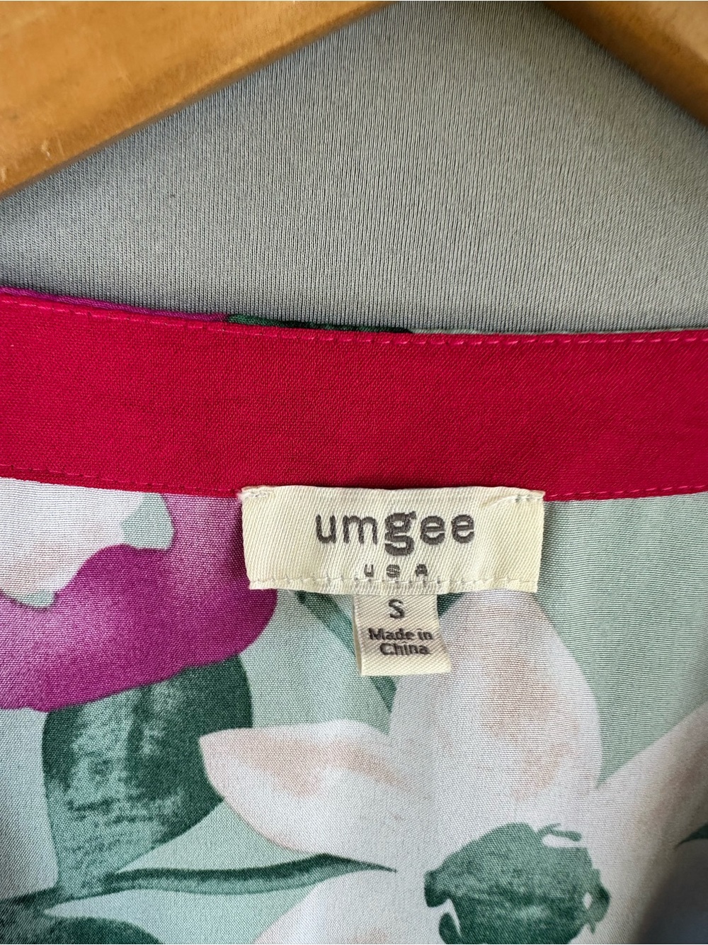🎉5 for $45🎉 Umgee top blouse shirt size S - Picture 4 of 7